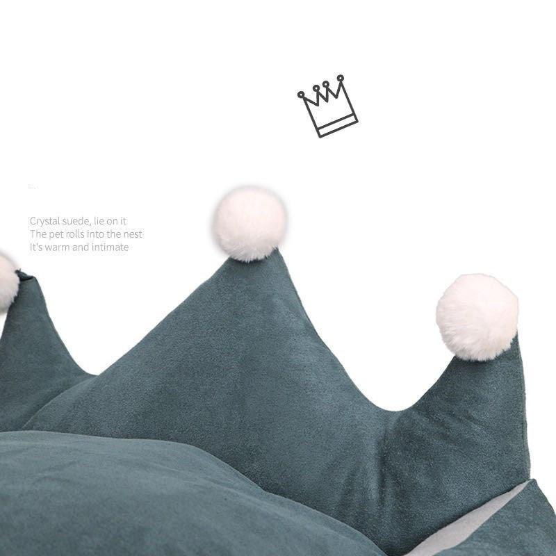  resistant crown dog bed