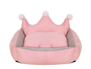  resistant crown dog bed